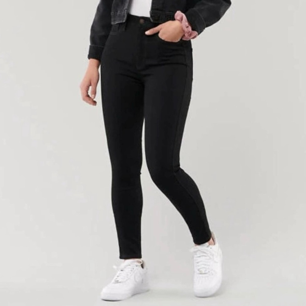 Hollister Black High-Rise Super Skinny Jeans